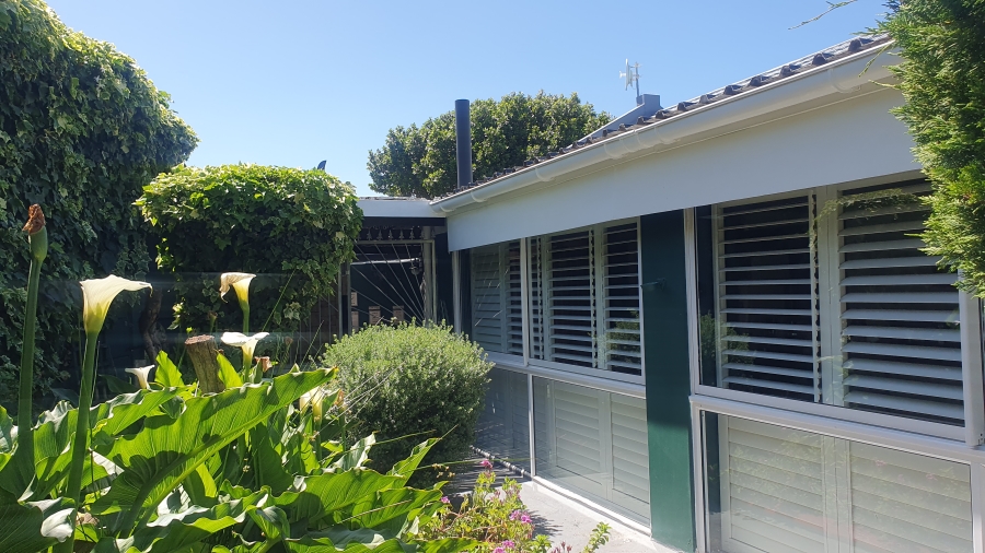 1 Bedroom Property for Sale in Onrus Western Cape